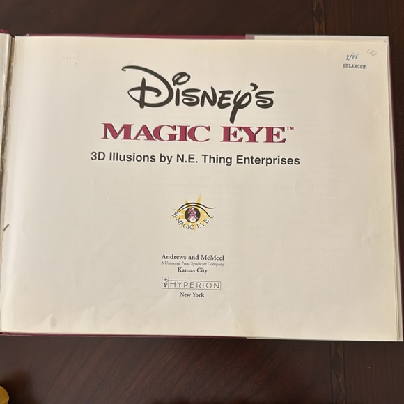 Vintage Disney magic eye book from scholastic - Picture 8 of 14